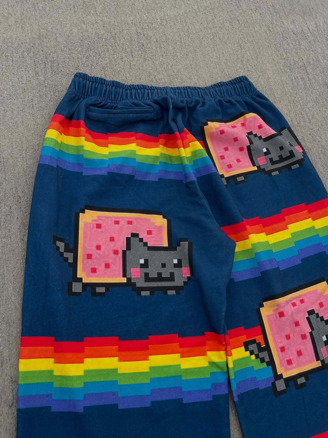 กางเกงวอร์มลายแมว นьян แคท สไต - Street Fashion Types บทวิจารณ์และราคา