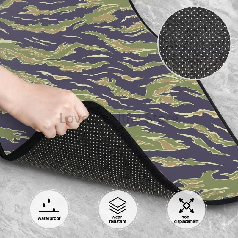 ชุดพรมปูพื้นรถยนต์ลายเสือดาว 4 - Camo Pattern Set บทวิจารณ์และราคา