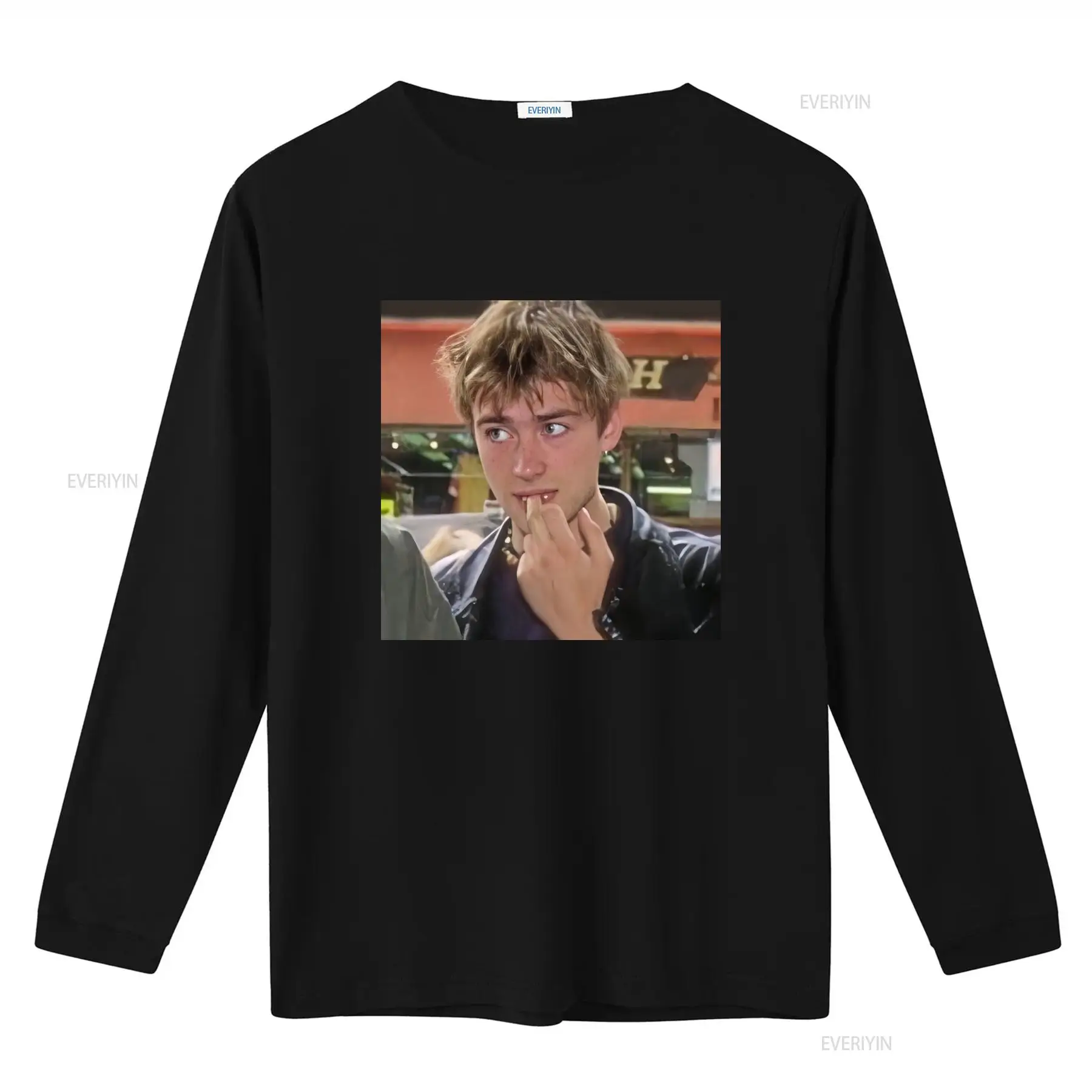 เสื้อยืดพิมพ์ลาย Damon Albarn  - Street Fashion Magazine บทวิจารณ์และราคา