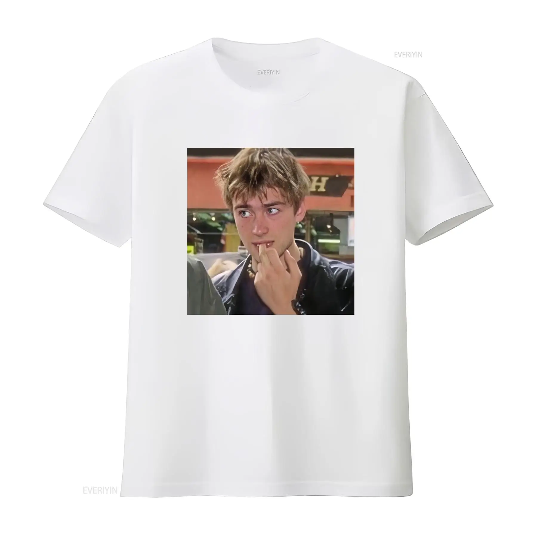 เสื้อยืดพิมพ์ลาย Damon Albarn  - Street Fashion Magazine บทวิจารณ์และราคา