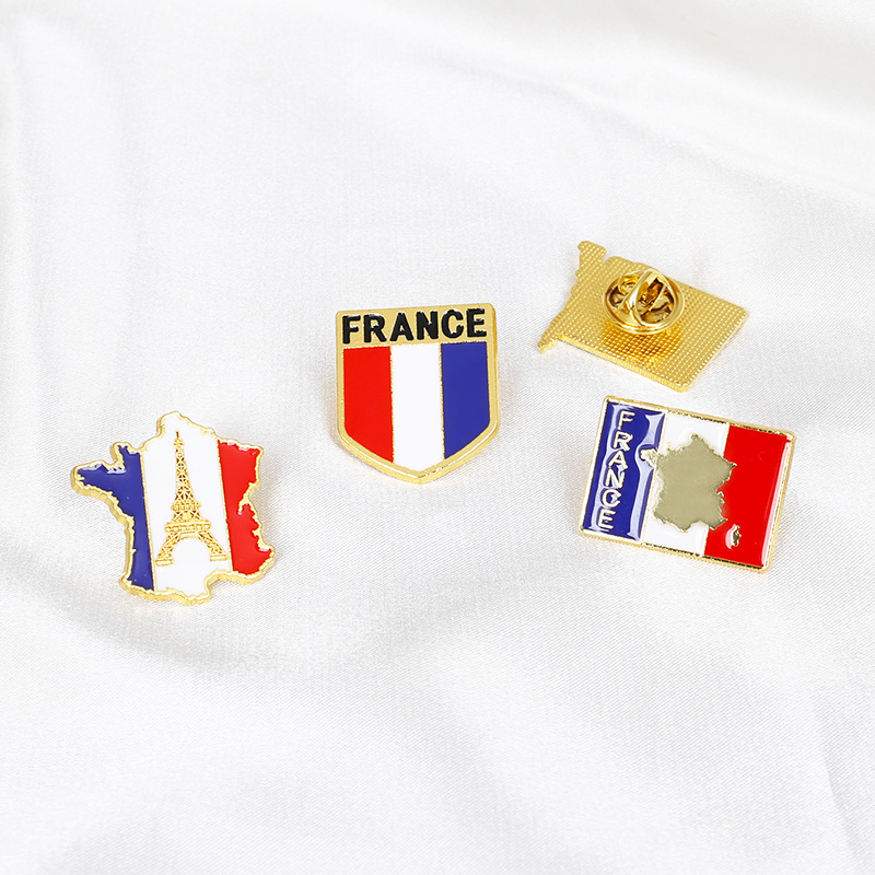 เข็มกลัดรูปธงชาติปารีสของฝรั่ง - Street Fashion In Paris บทวิจารณ์และราคา